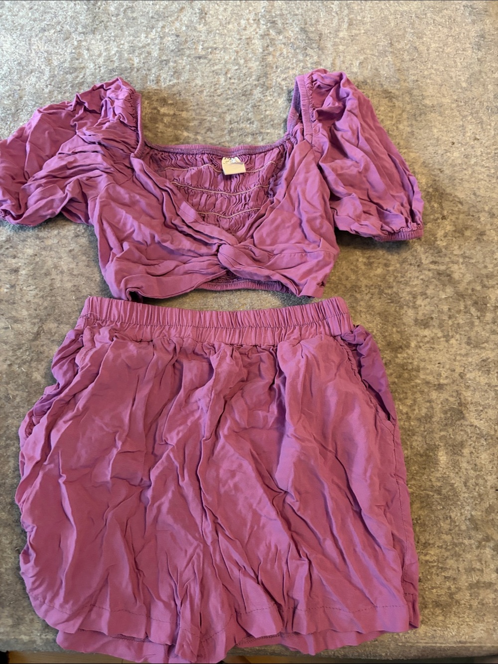 Purple Puff-Sleeve Crop Top & Elastic-Waist Mini Shorts Set